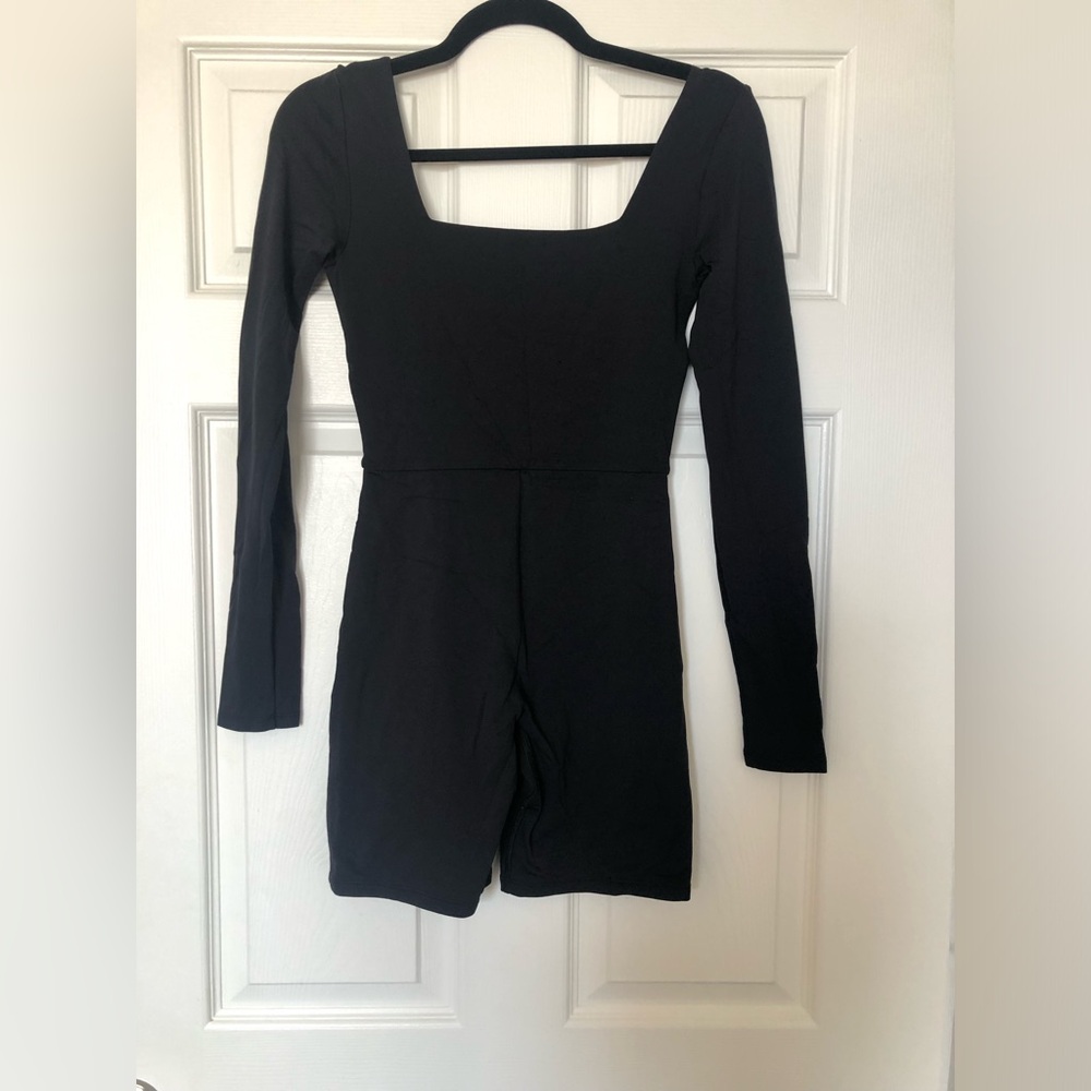 Babton contour romper - Picture 4 of 6